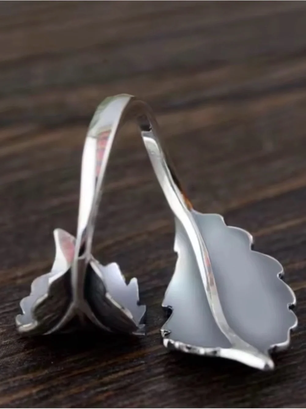 Vintage Leaf Resizable Silver Ring -  Retro Jewelry